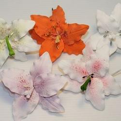 Украшение сахарное Цветок лилии 11 см. 1