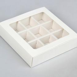 Коробка для конфет 14,5х14,5х3,5 см. 9 яч. Бел/окно 1